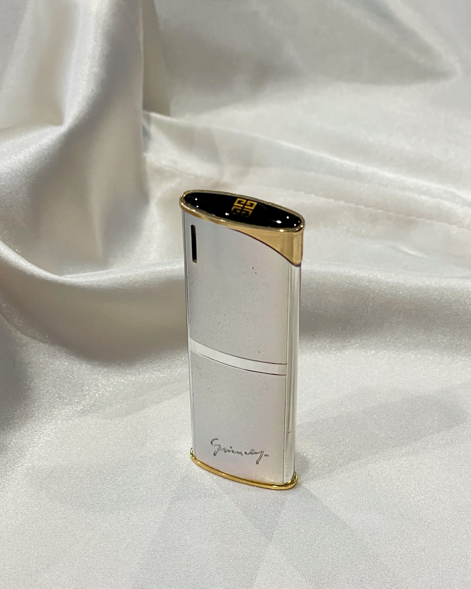 Givenchy lighter discount